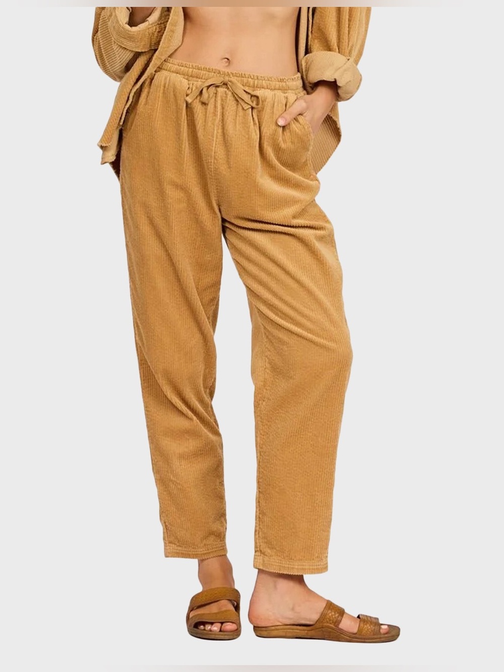 Sisstr "Coast is Clear" Trousers in the color Rattan sz: Small
